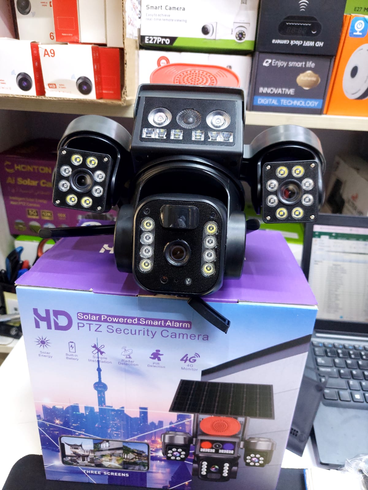 PTZ 4G Triple Lens Outdoor Solar Camera